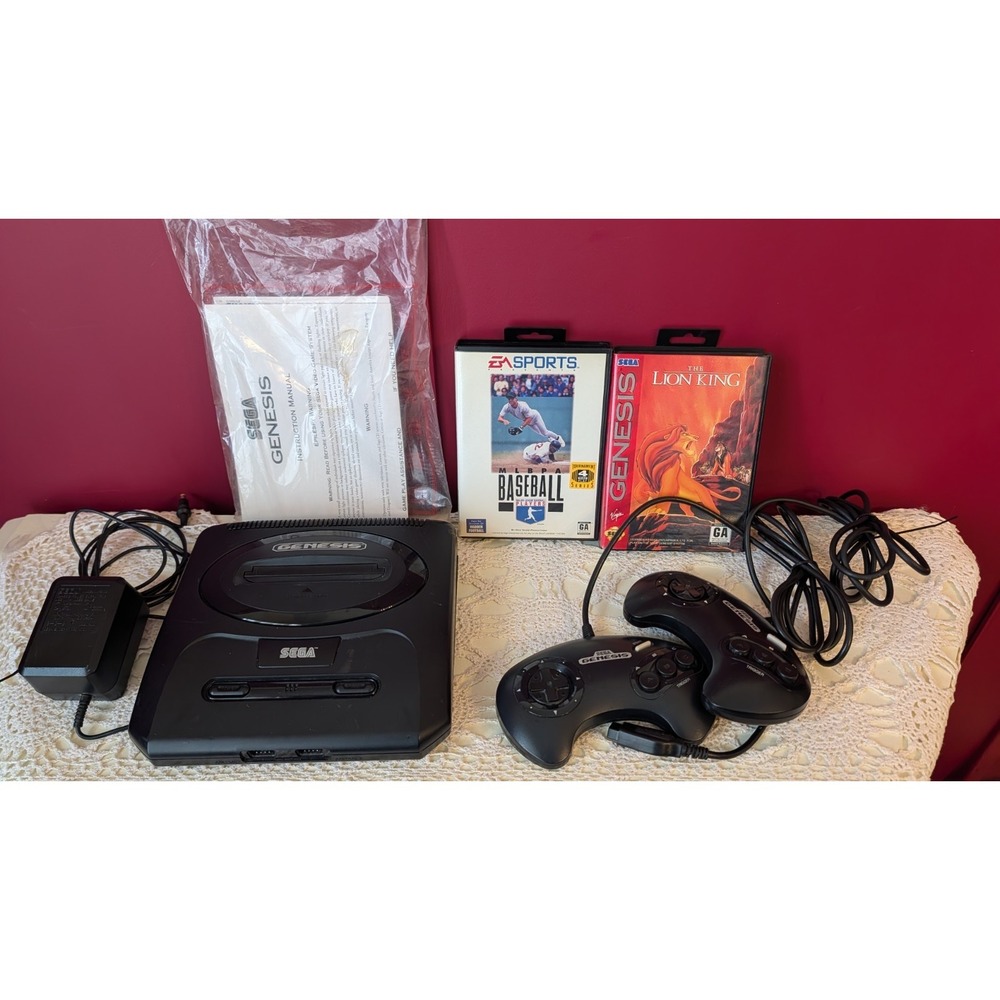 Sega Genesis 2 Console Controllers games Lion King Baseball MK-1631 Tested No AV